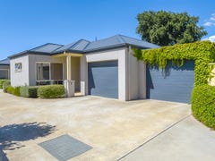 2/13 Bourke Street, Kyneton, Vic 3444