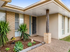 5 Paperbark Drive, Glenvale, Qld 4350