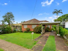 212 Beddoes Street, Holland Park, Qld 4121