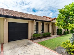 35/20 Brown Street, Labrador, Qld 4215