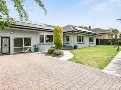 28 The Parkway, Victor Harbor, SA 5211