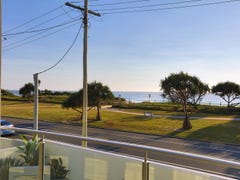 Beach House/114 Pacific Boulevard, Buddina, Qld 4575