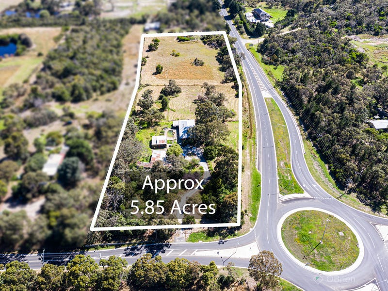 715 Robinsons Road, Langwarrin, Vic 3910