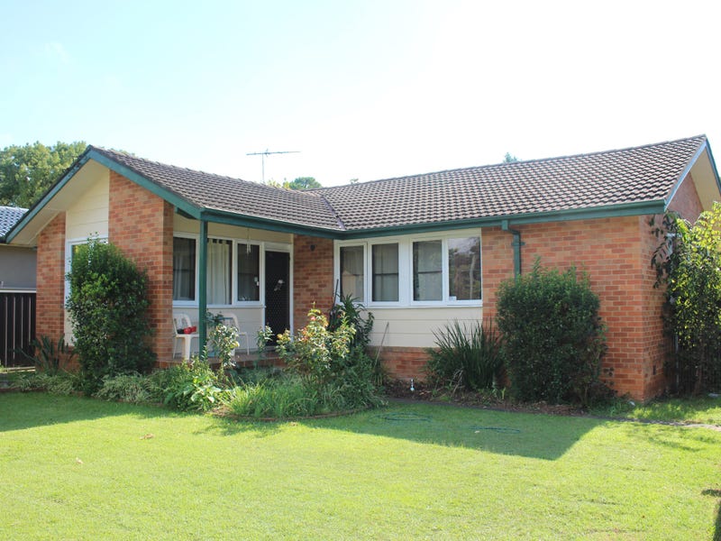 Real Estate & Property For Rent with 3 bedrooms in Richmond, NSW 2753