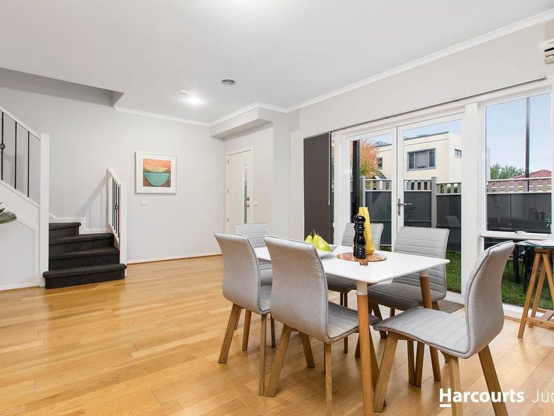 6/22 Tulloch Grove, Glen Waverley, Vic 3150